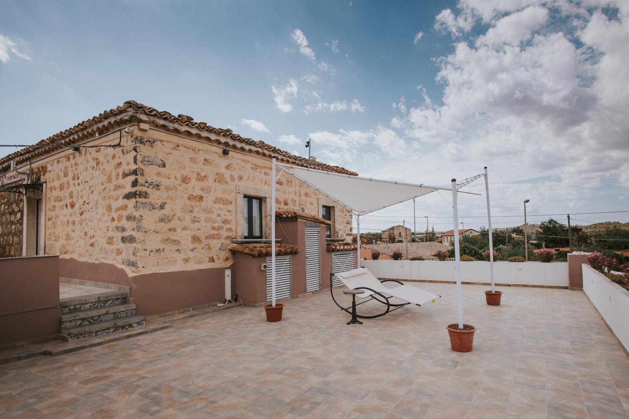 Cosi Priziusi Bed and Breakfast Vizzini Buitenkant foto